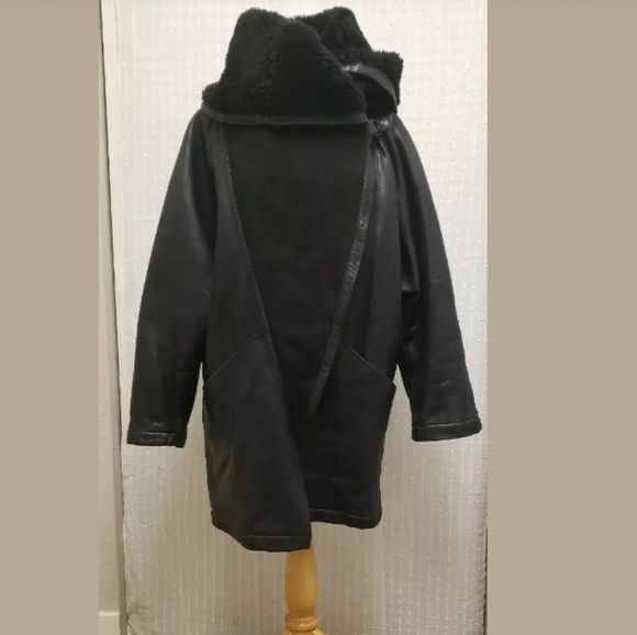 SOLD! BYBLOS Vintage Lambskin Jacket - Picture 4 of 8